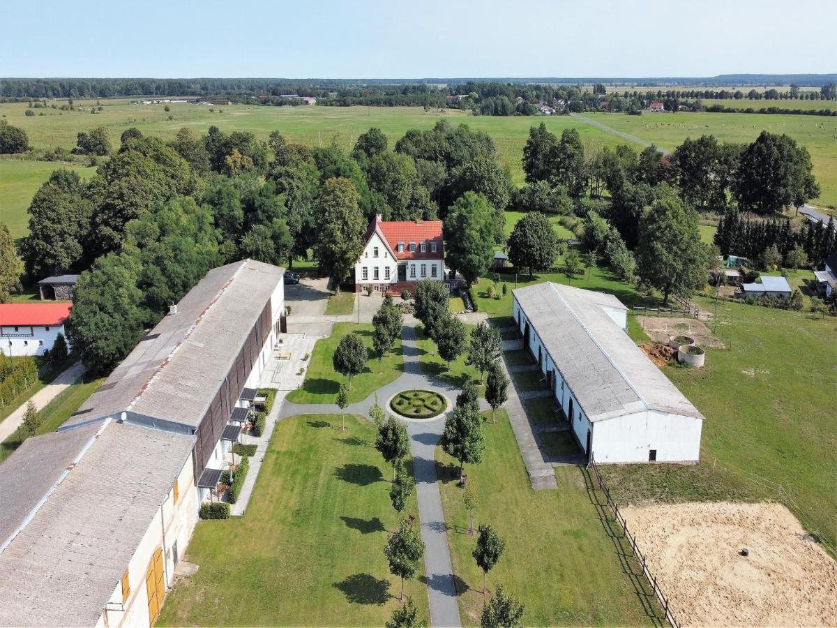 Ferienwohnung Gutshof Marienthal Viereck Exterior foto